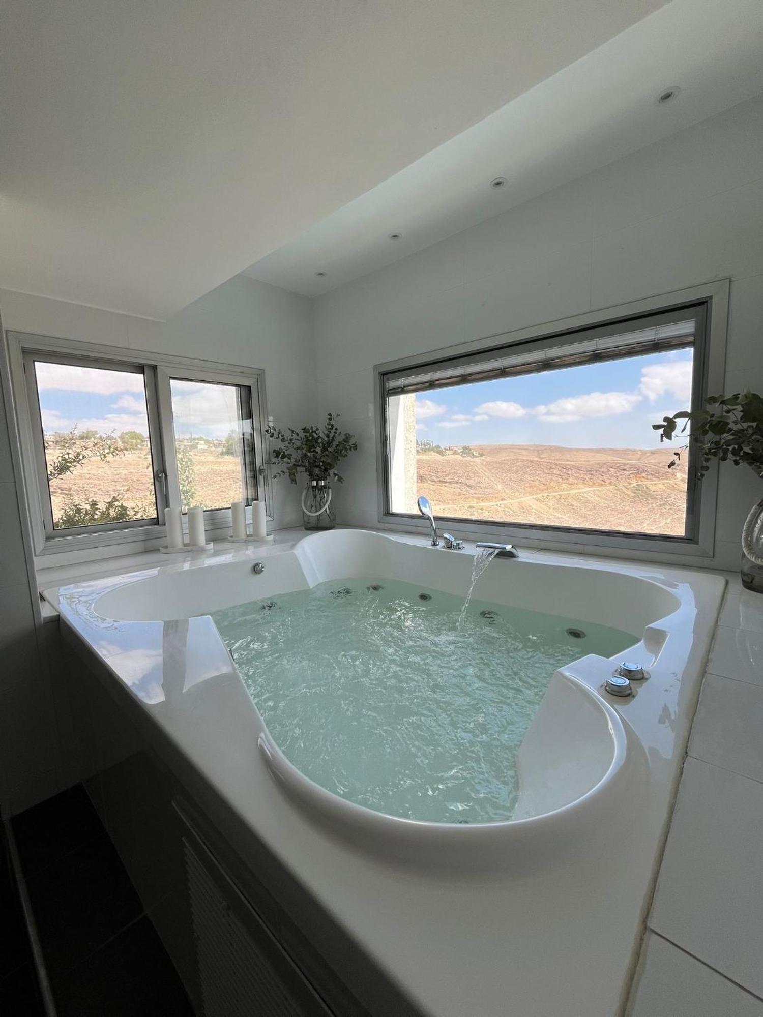 " Arada " Luxury House Villa Buitenkant foto